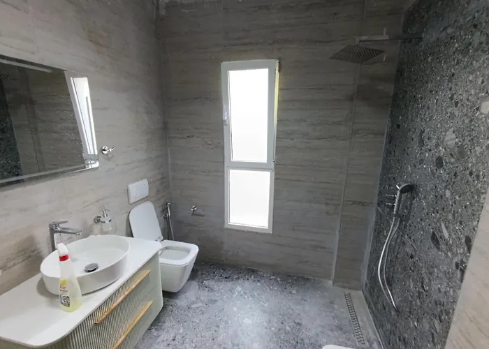 Peleus Mjull-Bethore